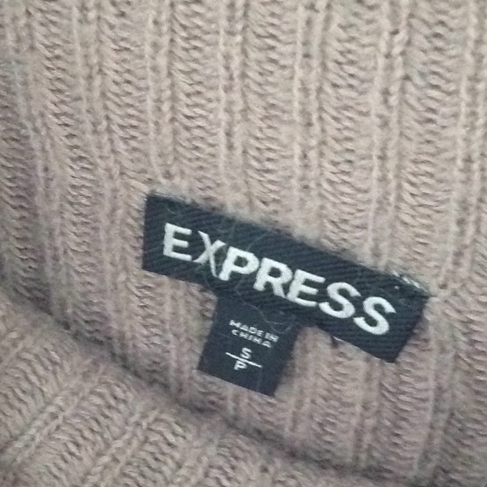 Mauve Sweater - Picture 4 of 4